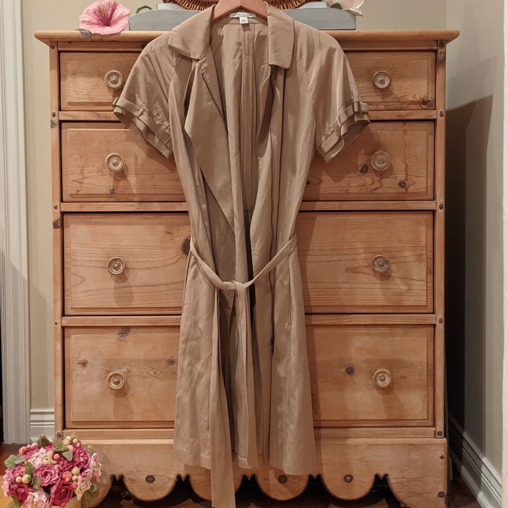 Banana Republic Vintage Short-sleeve Trench Coat